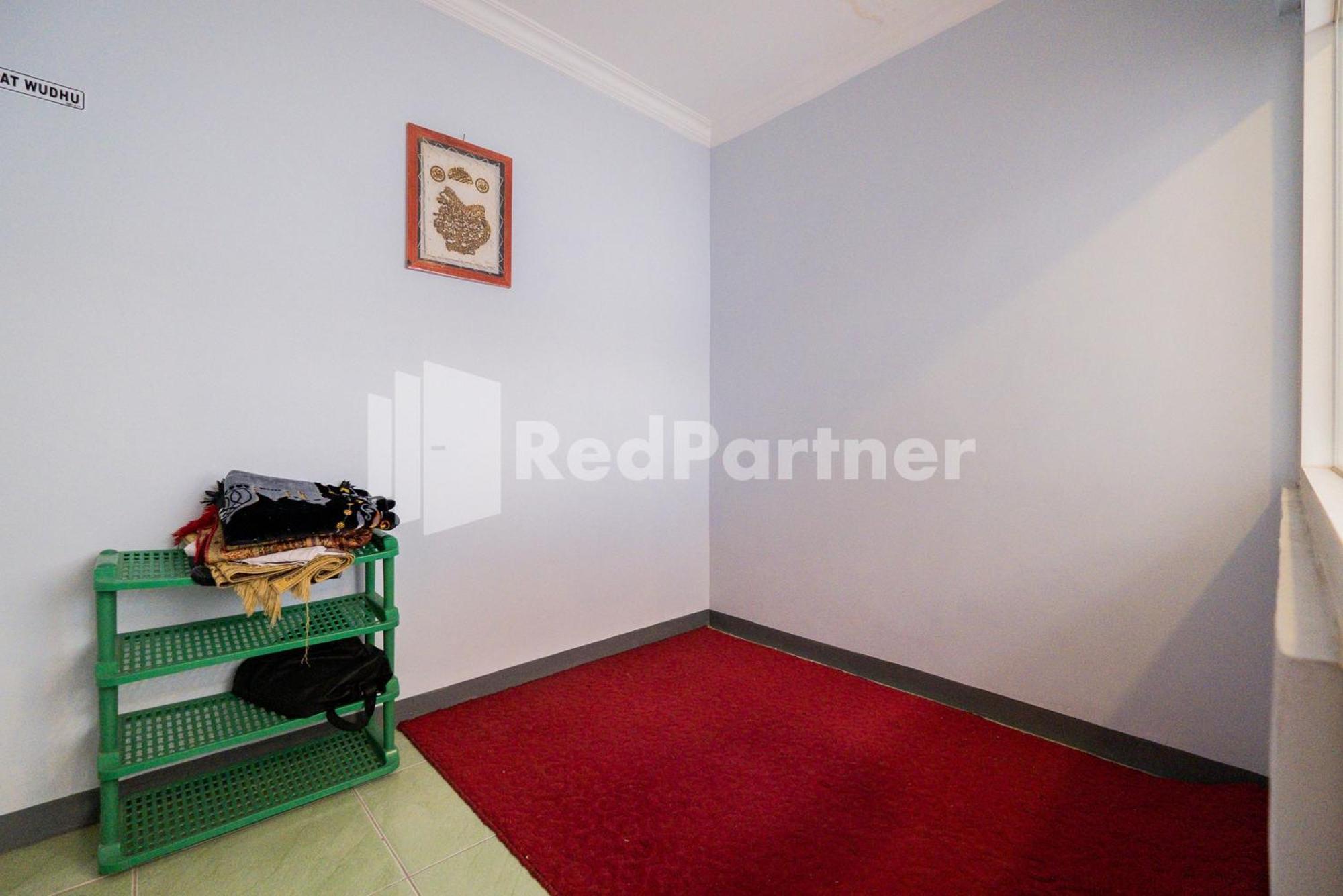Swun Stay Inn At Sawahan Mitra Reddoorz Маланг Екстер'єр фото