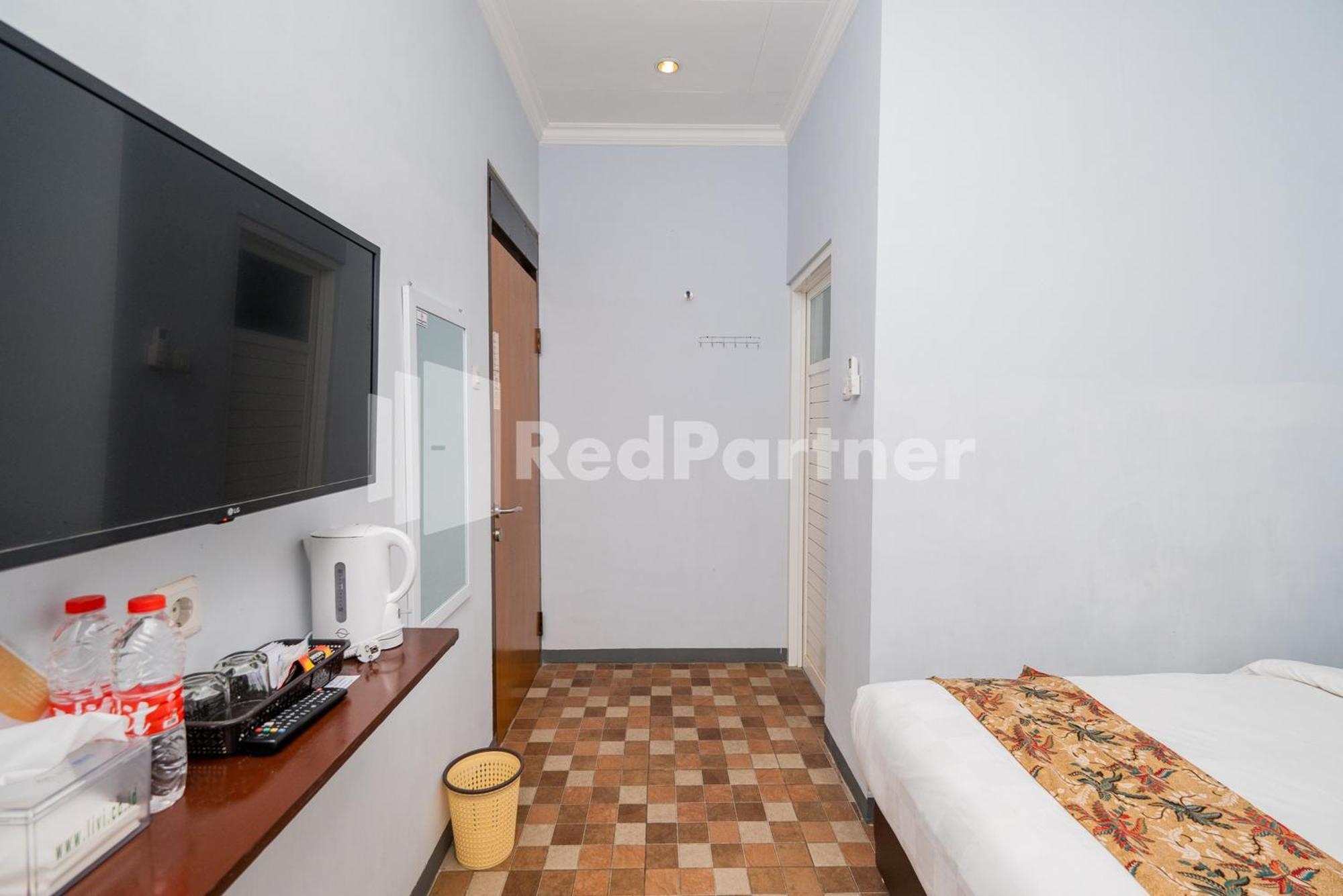 Swun Stay Inn At Sawahan Mitra Reddoorz Маланг Екстер'єр фото